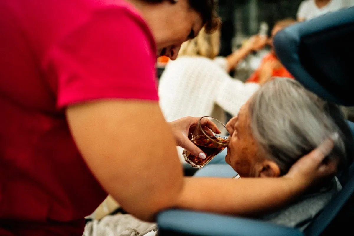 Elderly Care Giver